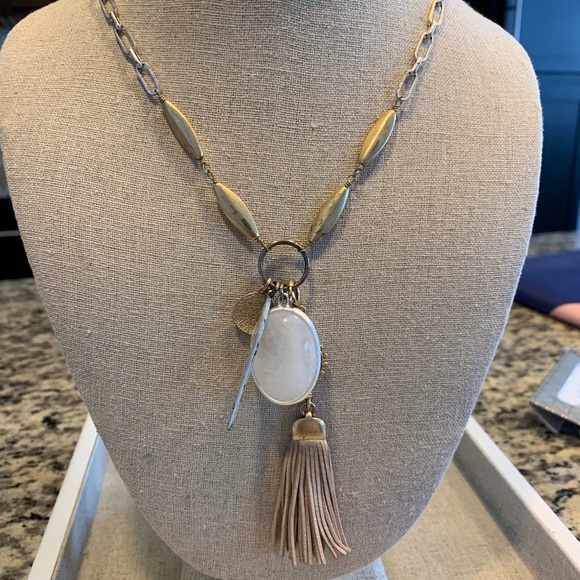 Stella & Dot Jewelry - Stella & Dot Victoria Pendant Necklace